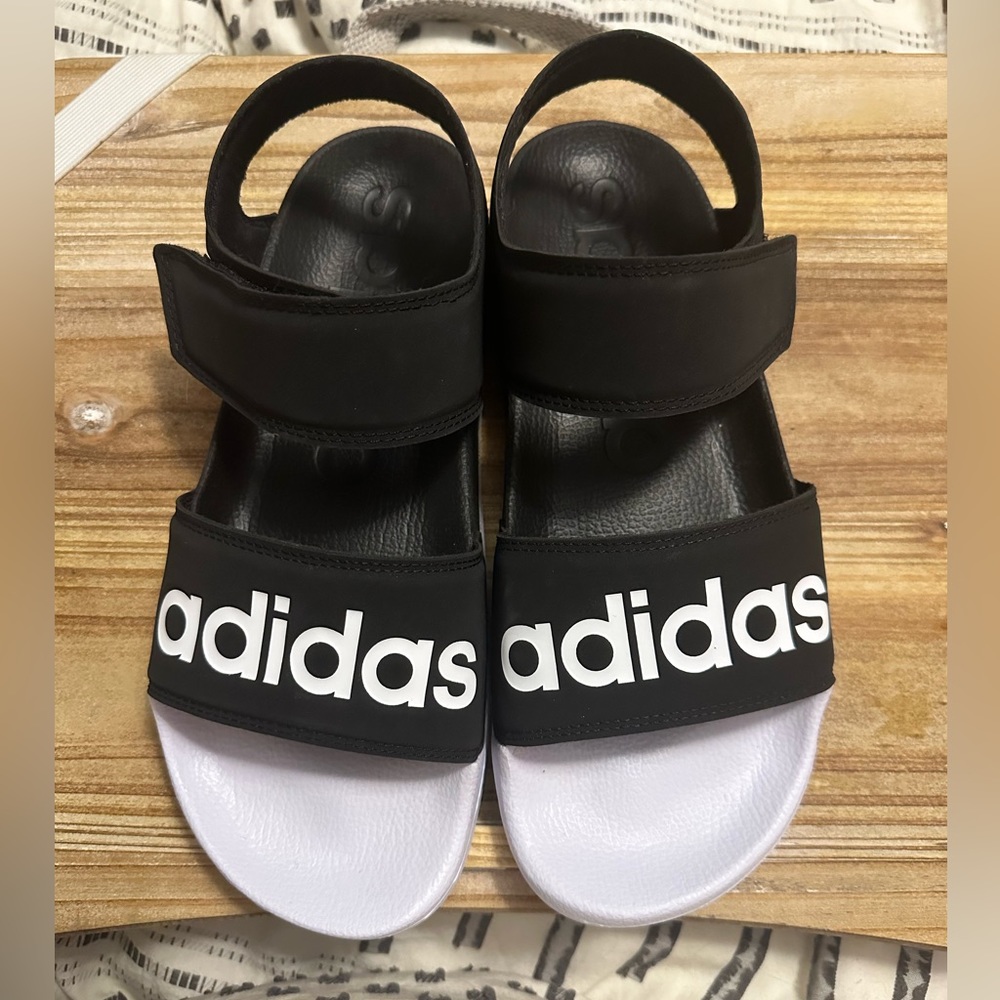 Adidas adilette Woman’s strapped sandals Size 9